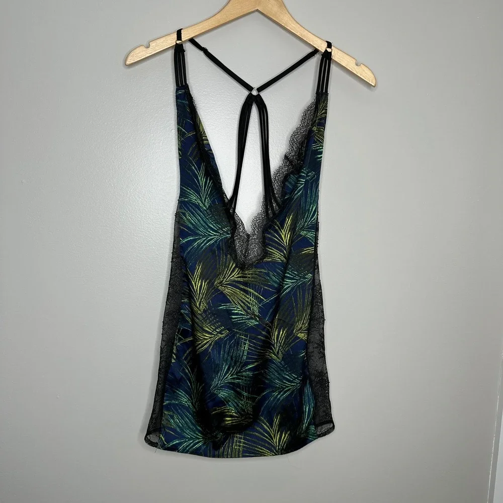 Victoria's Secret Women's Tropical Palm Leaf Lace Trim Slip Chemise‎ Camisole M